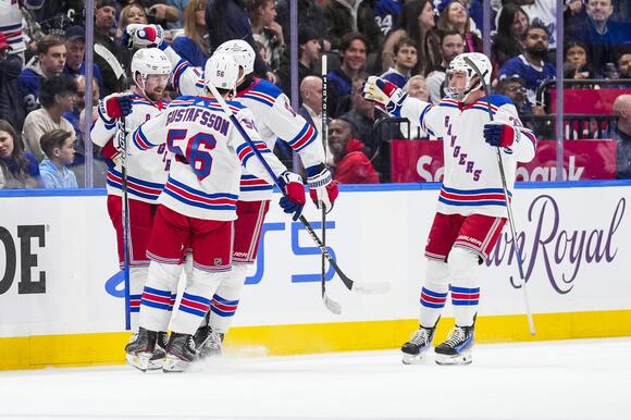 Les Rangers de New York mettent fin à la séquence de neuf victoires consécutives des Maple Leafs de Toronto